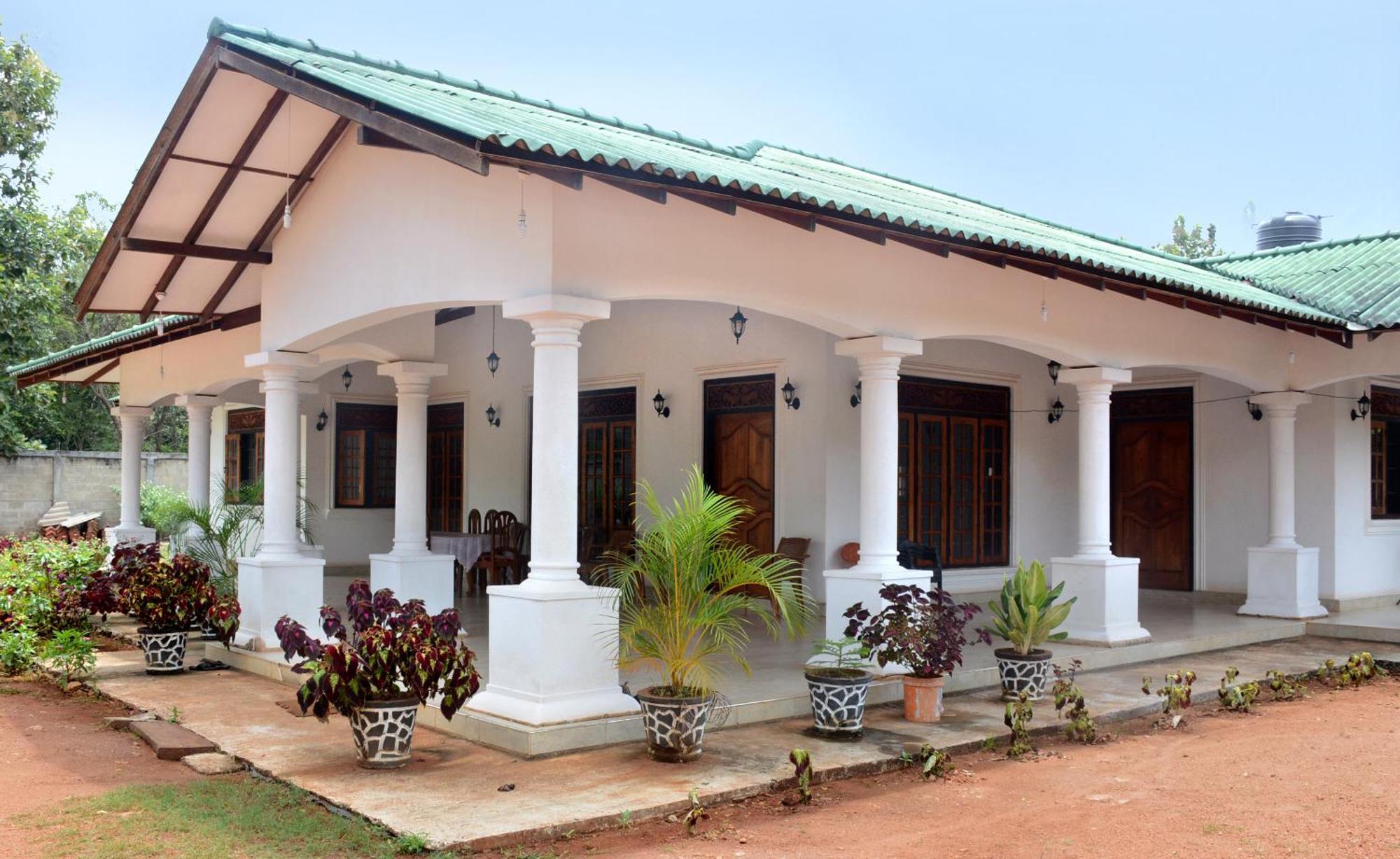 Отель First House Михинтале Экстерьер фото