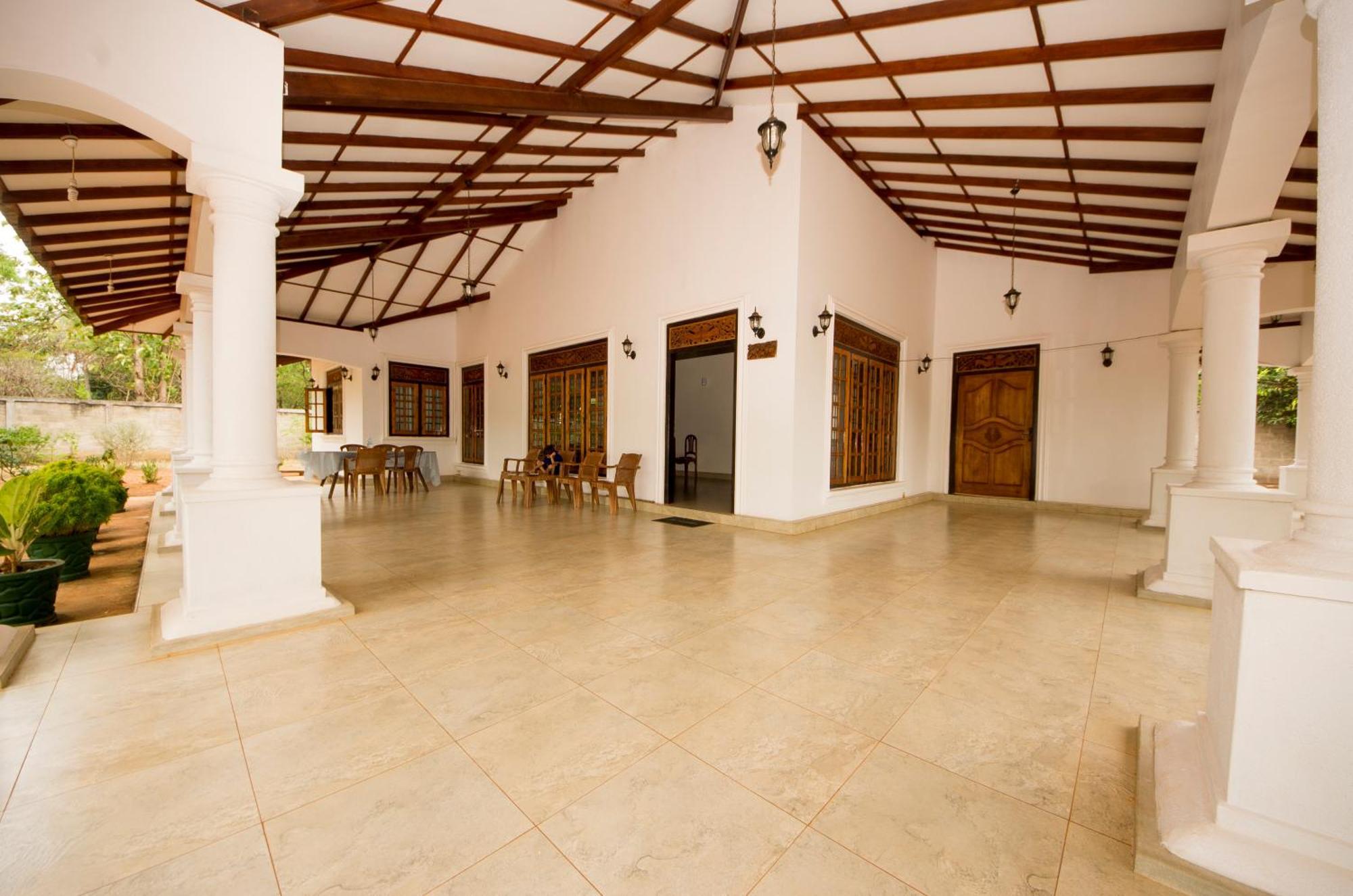 Отель First House Михинтале Экстерьер фото